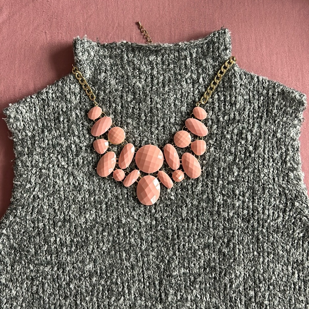 Fashionable Necklace